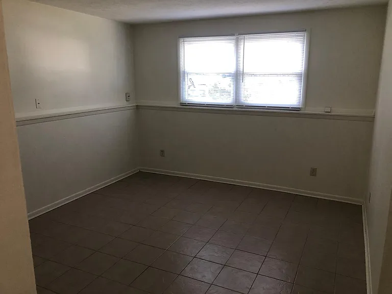 2604 Kate St — Photo 6