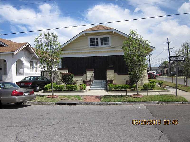 1st image of 2901 Bruxelles St