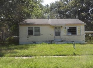 15 N School St, White Hall, AR 71602