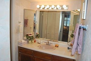 Master vanity