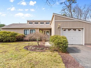 183 Hidden Ct, Old Bridge, NJ 08857