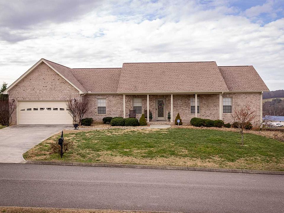1st image of 4228 Oak Trace Dr