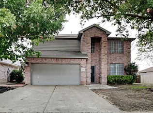 212 Lincoln Ln, Crowley, TX 76036