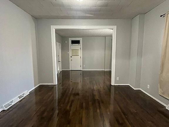 4th image of 1202 W 151st St APT 1R