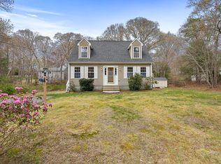 17 Cappawack Rd, Mashpee, MA 02649