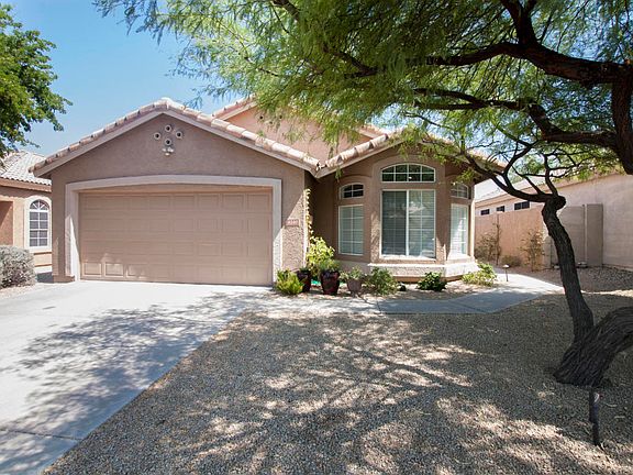 2nd image of 4240 E Chaparosa Way