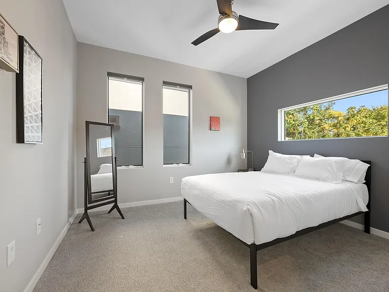 430 Jefferson Ave #203 — Photo 5