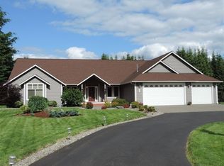 8944 Rainier Rd SE, Olympia, WA 98513