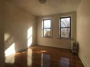 2154 Crescent St APT D5, Astoria, NY 11105