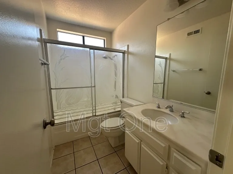 7575 Skyview Rd — Photo 16