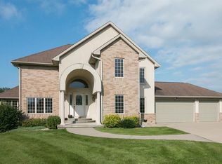 3541 Galway Ct, Iowa City, IA 52246