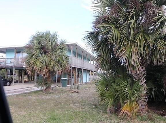 2nd image of 903 Largo Dr