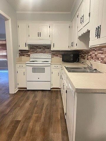 2nd image of 1623 Stacy St