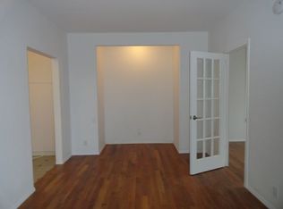 2901 21st Ave APT 3F, Astoria, NY 11105