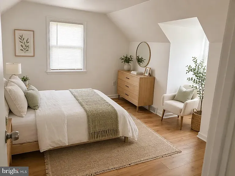 120 Overhill Ave — Photo 14
