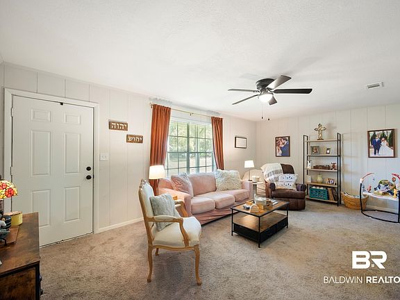 5th image of 400 Collier Ave