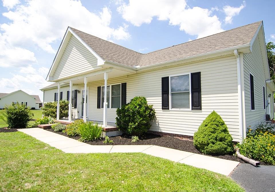 1st image of 15209 Autumn Oaks Dr