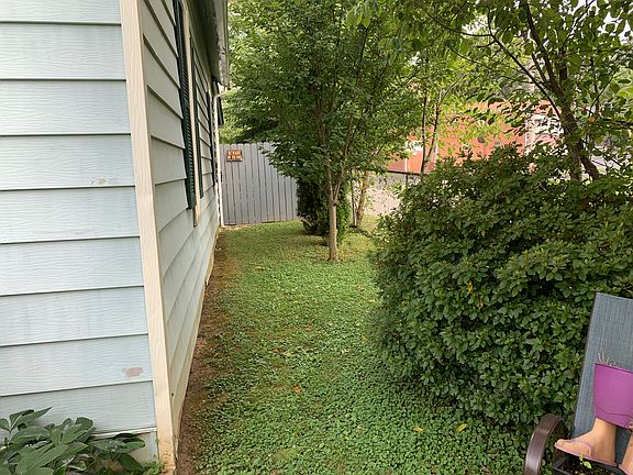 3rd image of 435 E Oldham Ave
