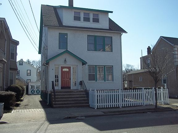 2nd image of 119 Orange St #121