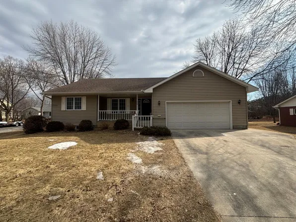 714 E Crescent Ln, Litchfield, MN 55355