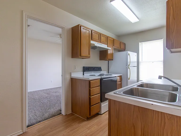 5710C Greengate Dr — Photo 11