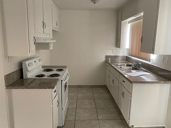 5th image of 8529 Willis Ave #14A