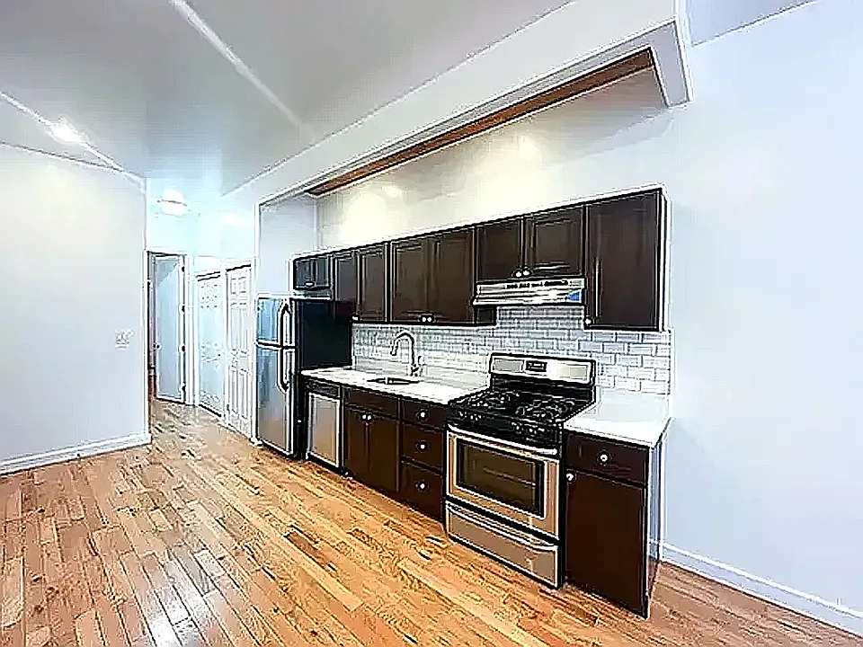137 Patchen Ave #1L