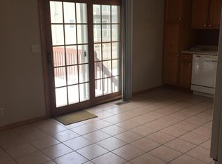 771 Hedge Dr, Dekalb, IL 60115