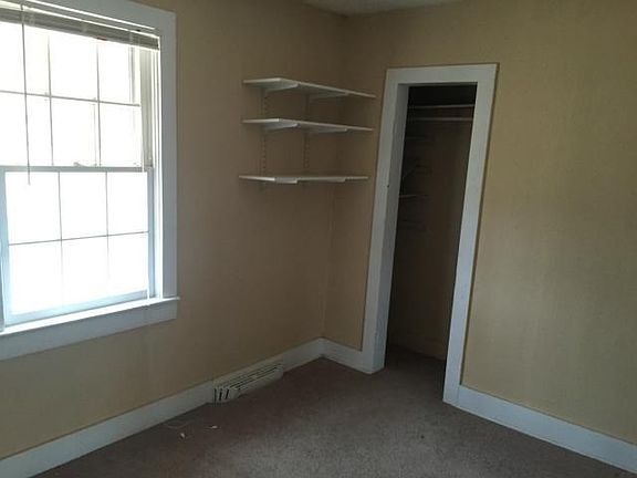 4th image of 1015 Norwood St