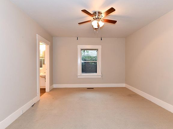 4th image of 1669 Alexander Court
