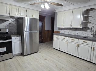 21 Burns Ave FLOOR 1, Enfield, CT 06082