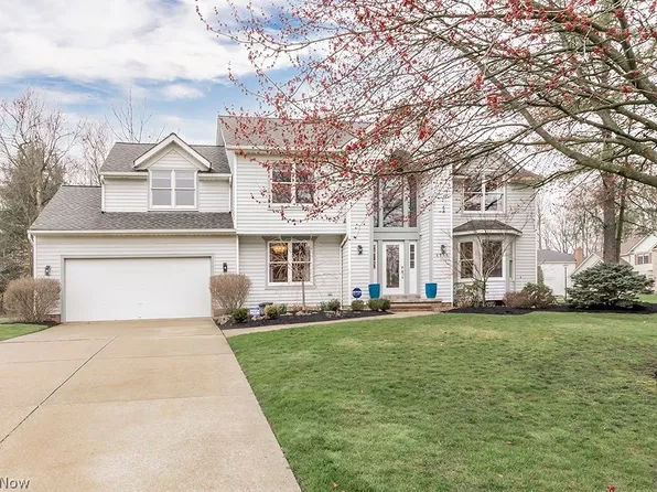 6530 Ashton Ln, Solon, OH 44139