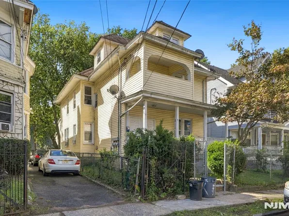10 Howell Place, Newark, NJ 07106