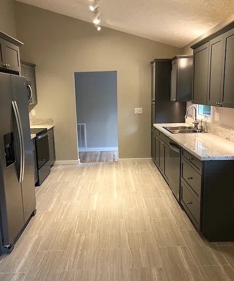 411 Patrick Henry Dr — Photo 11