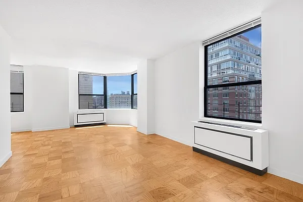 Rented by Cooper & Cooper Real Estate | media 32