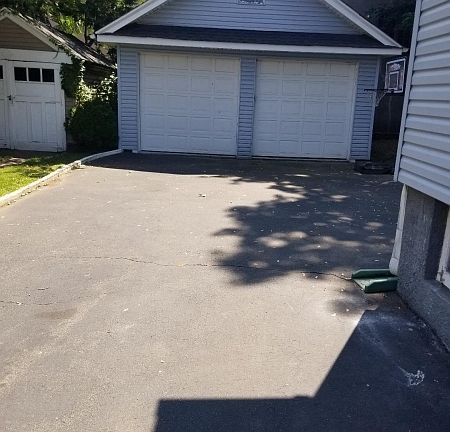 2nd image of 20 Woodland Ave
