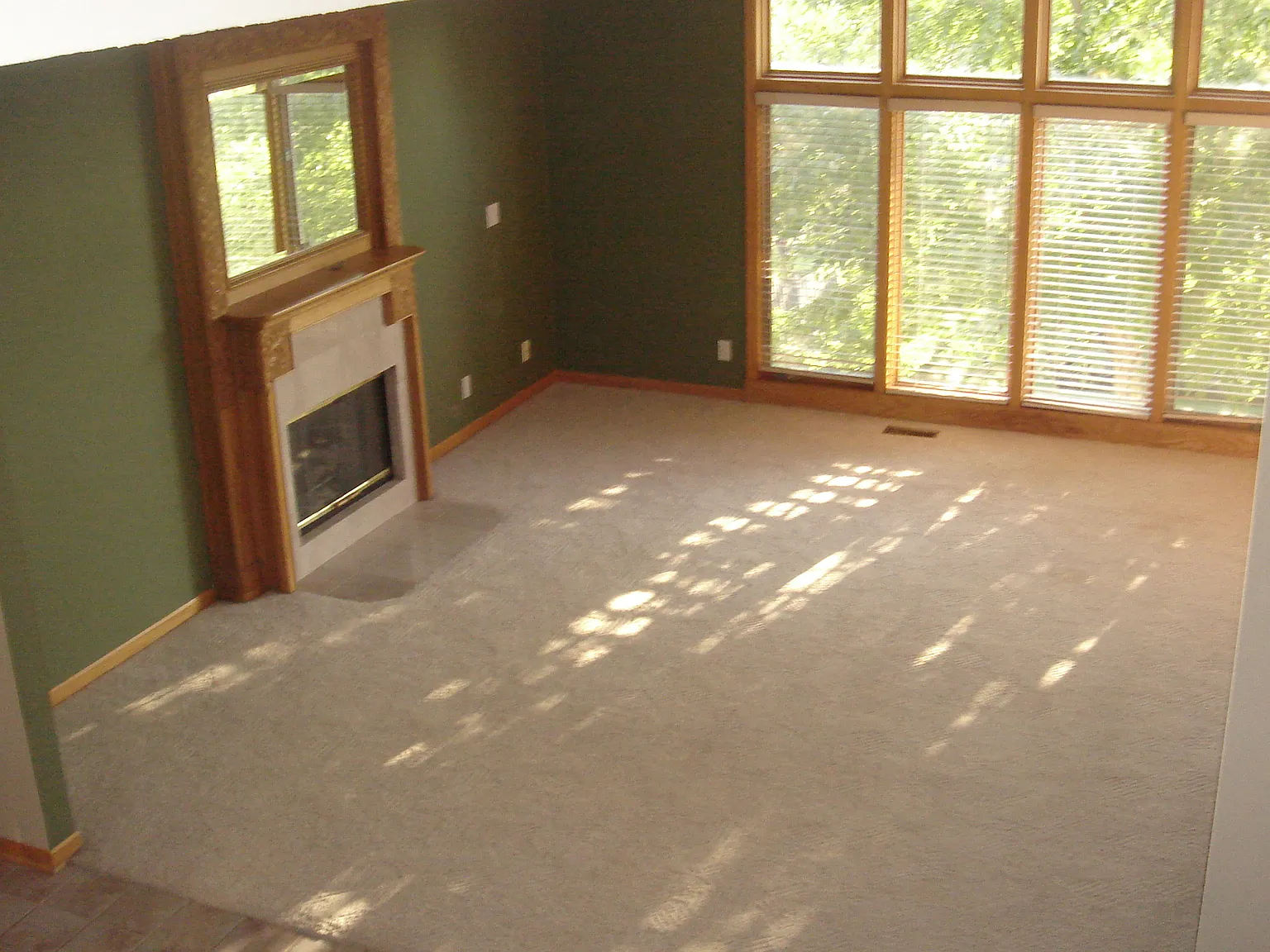 4 bed, 3032 sqft, $3,200 — Photo 3