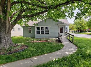 1451 S Hickory St, Ottawa, KS 66067