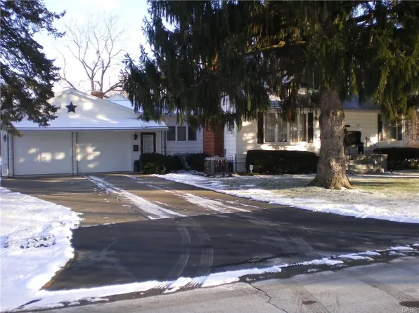 220 S Harrison St, Enon, OH 45323