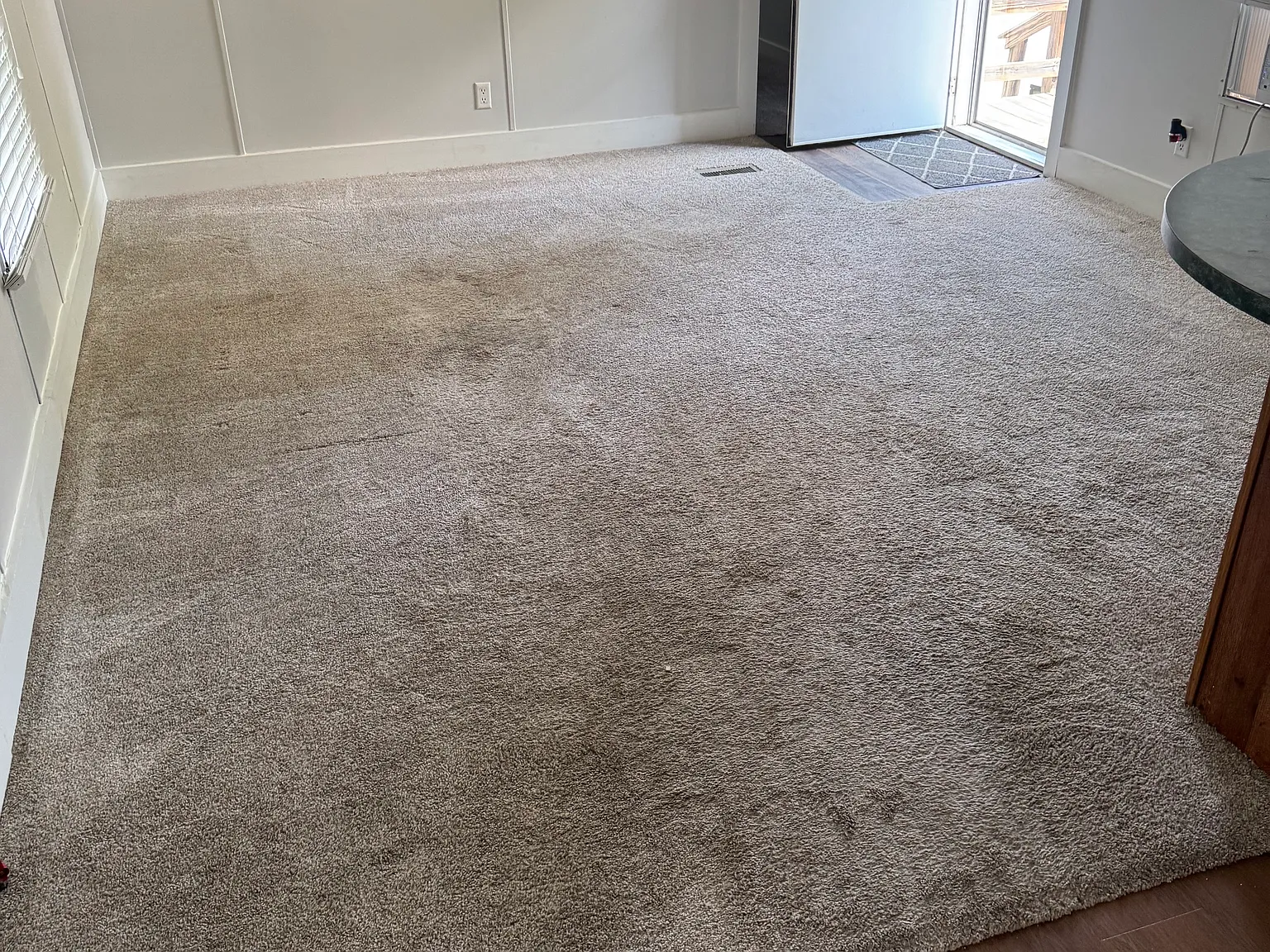 3 bed, 1000 sqft, $850 — Photo 3
