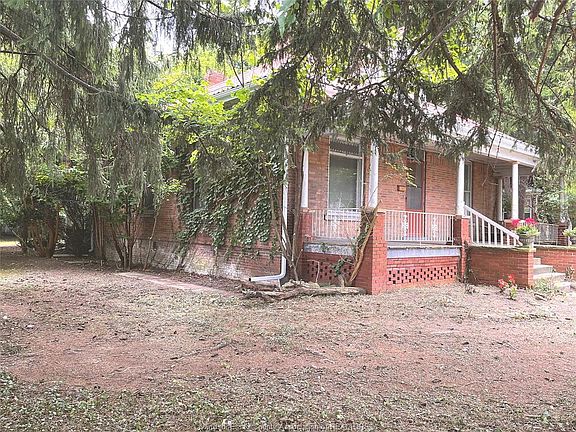 5th image of 62 Lacroix St