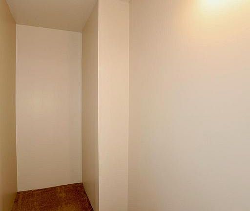 5th image of 64 Rockcrest Cir