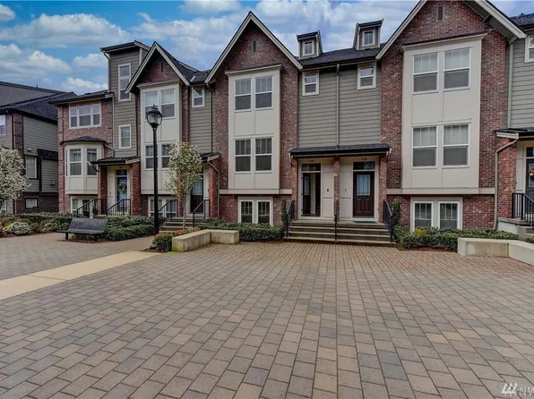 1389 Brooklyn Walk NE, Issaquah, WA 98029