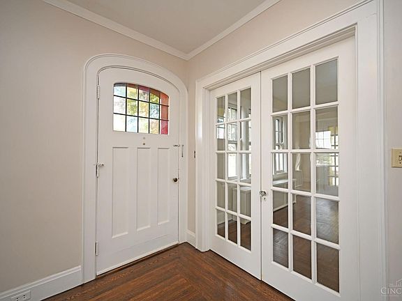 5th image of 741 Red Bud Ave