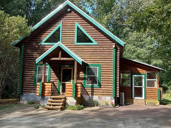 2939 Fran Mar Dr, Gainesville, GA 30506