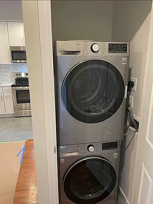 Rented by J Misrahi Realty Corp | media 4