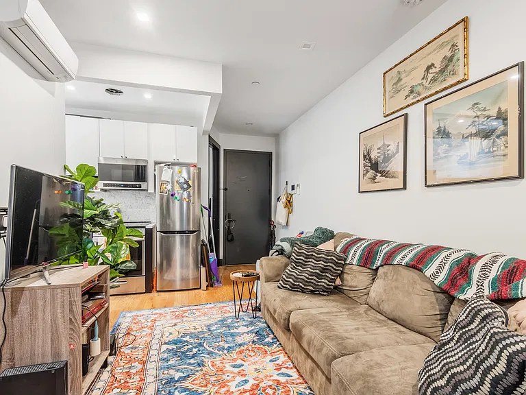 221 Martense St #3B — Photo 3