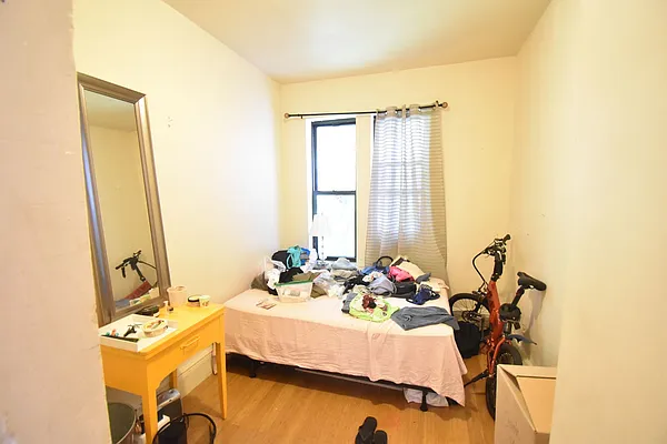 Rented by Wyllie Real Estate | media 13