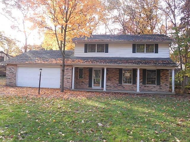 1st image of 32 Shorewood Ct