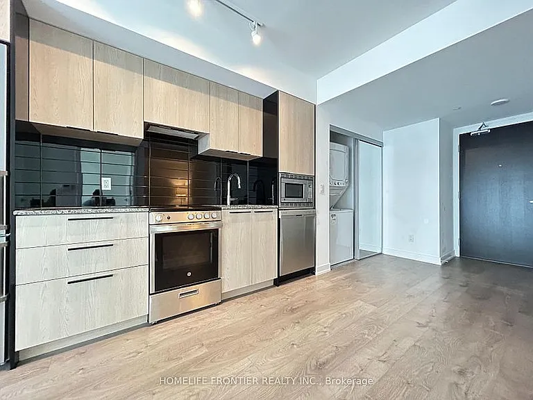 18 Maitland Ter #1807 — Photo 13